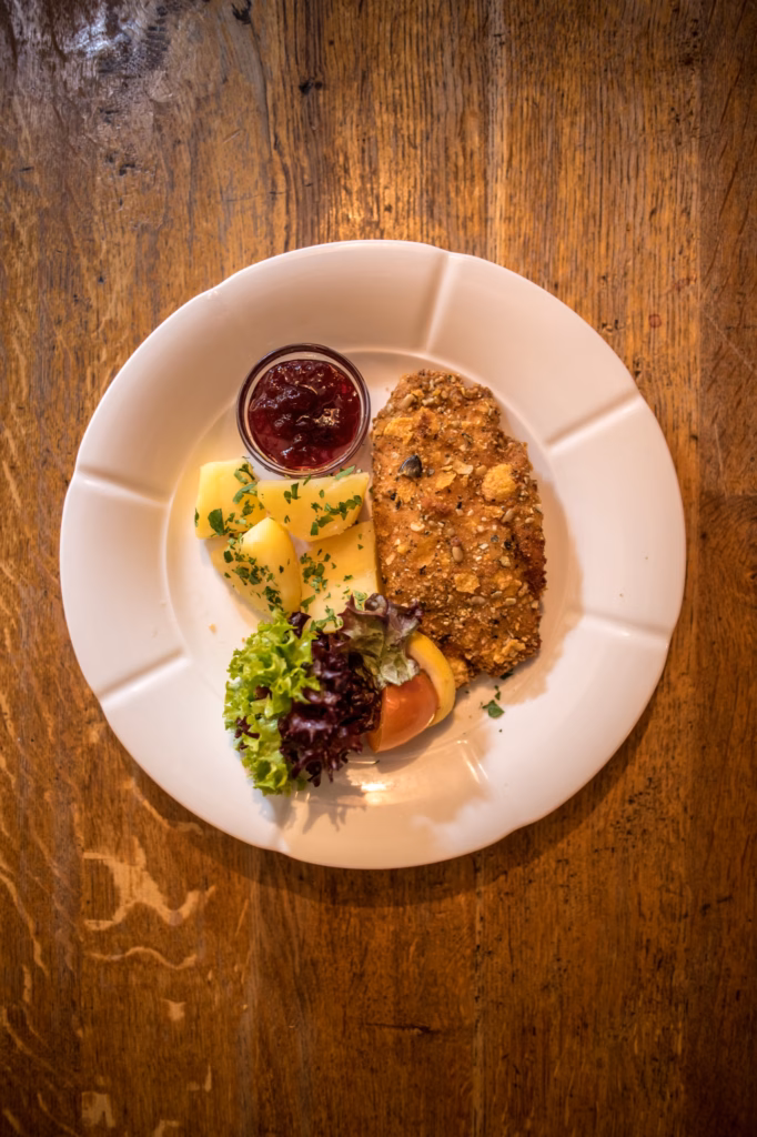 Hubertusalm: Almhütte & Restaurant in Flachauwinkl Kleinarl